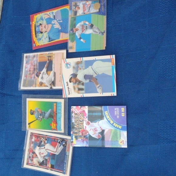Assorted Baseball Trading Cards - Picture 4 of 4